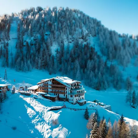 Gerlosstein Hotel 3*