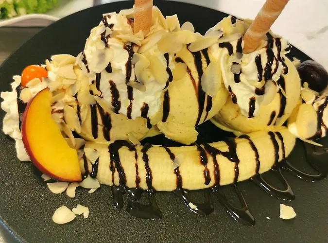 吉罗斯汀伯格酒店 3*