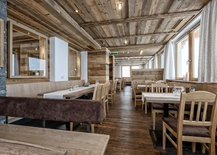 吉罗斯汀伯格酒店 海因岑贝格