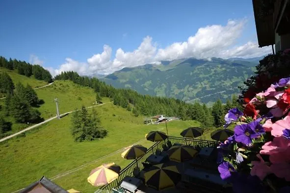 吉罗斯汀伯格酒店 酒店 3*