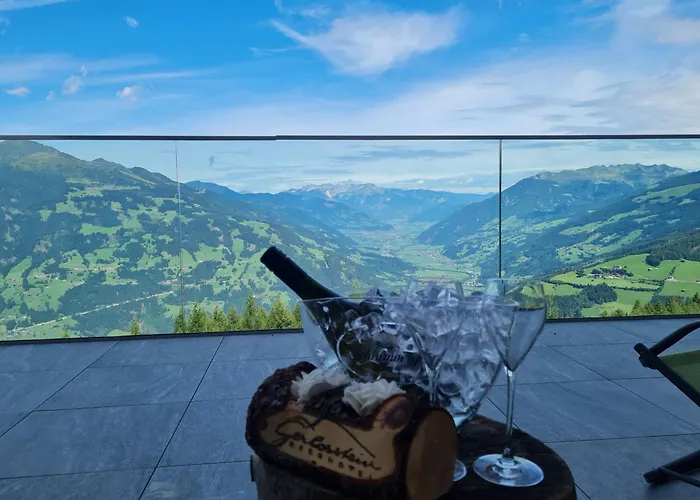 吉罗斯汀伯格酒店 3*