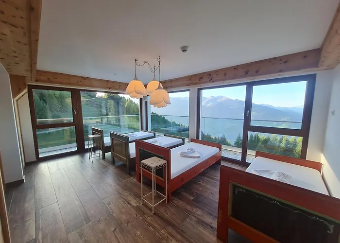 吉罗斯汀伯格酒店 3* 海因岑贝格