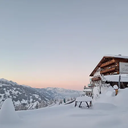 Berghotel Gerlosstein 3*