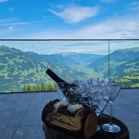 Berghotel Gerlosstein 3*